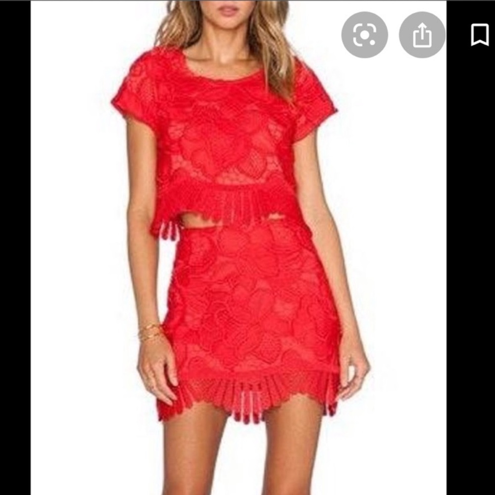 Daycation Crop Top in Red - Picture 4 of 6